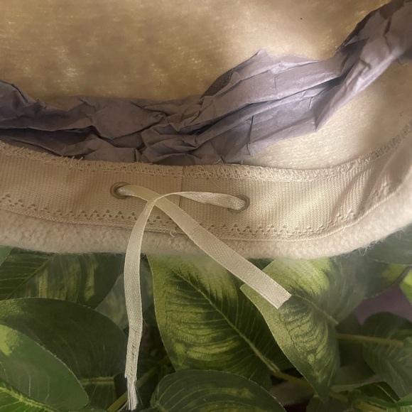 NEW! Beret “Luxury Inspired” - Picture 4 of 8